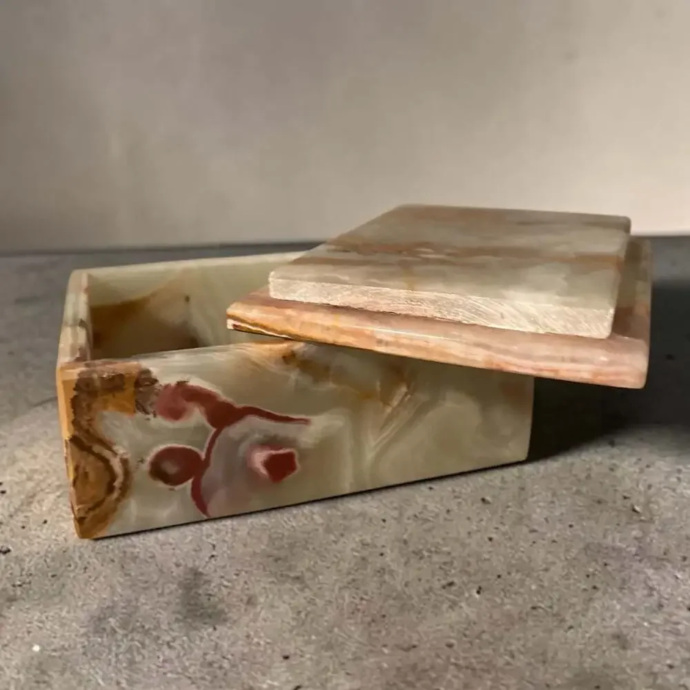 Vintage Hand-Carved Rectangular Green Onyx and Alabaster Jewelry Trinket Box